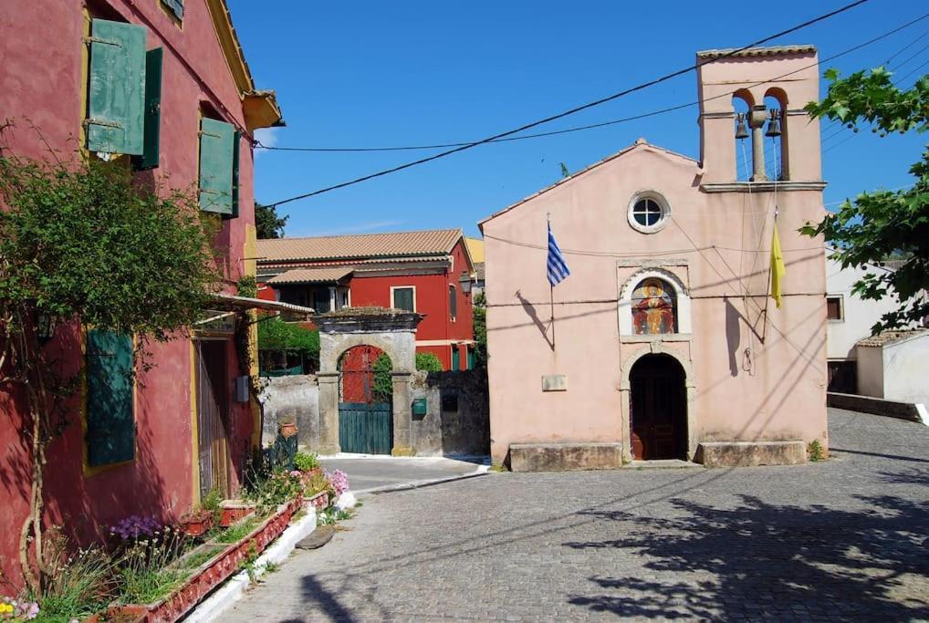 Yangos Traditional Home Kouramades Exterior photo